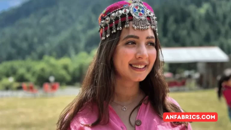 Komal Aziz Khan's Eid Celebration in Kashmir